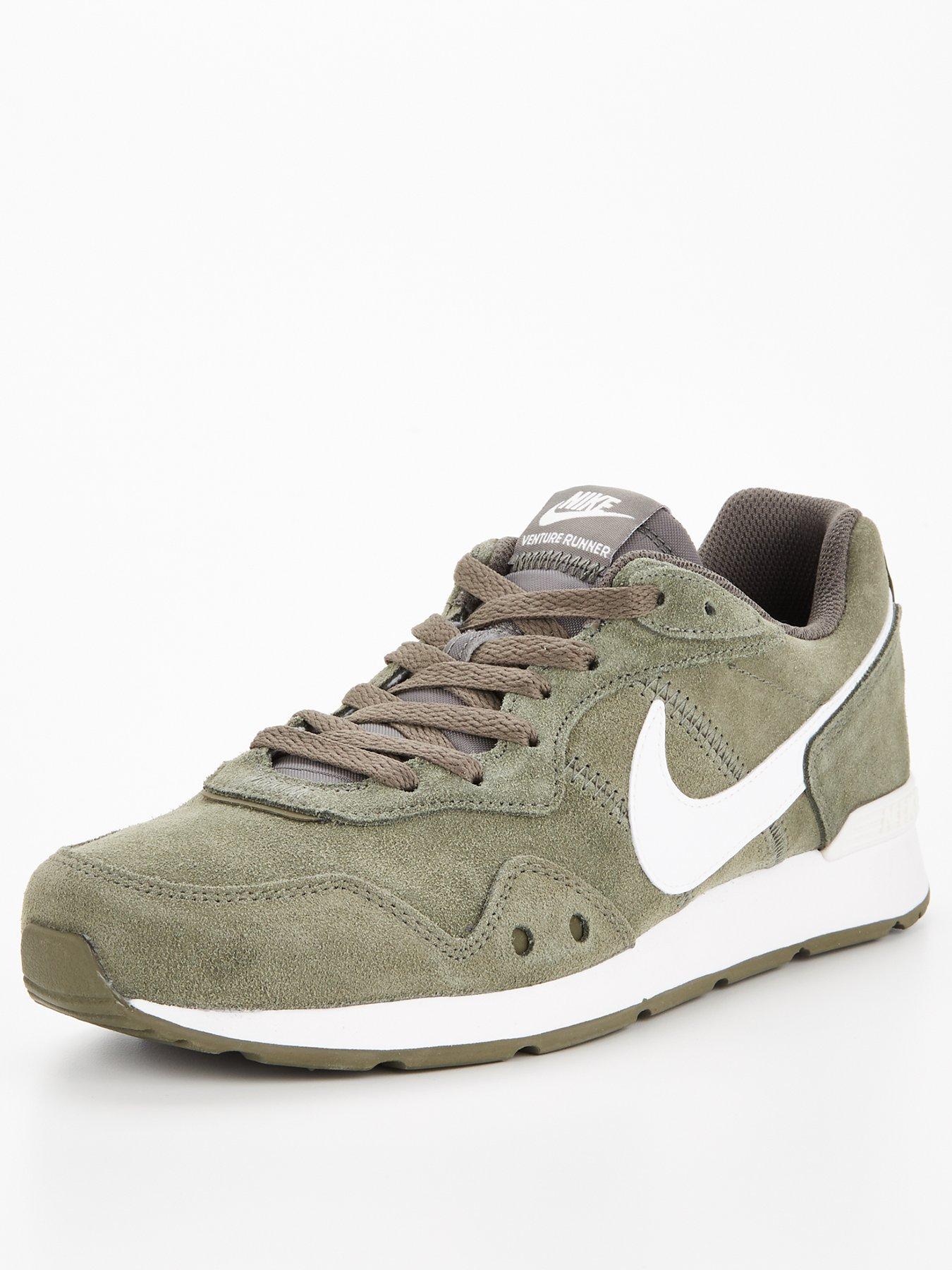 nike venture suede runner