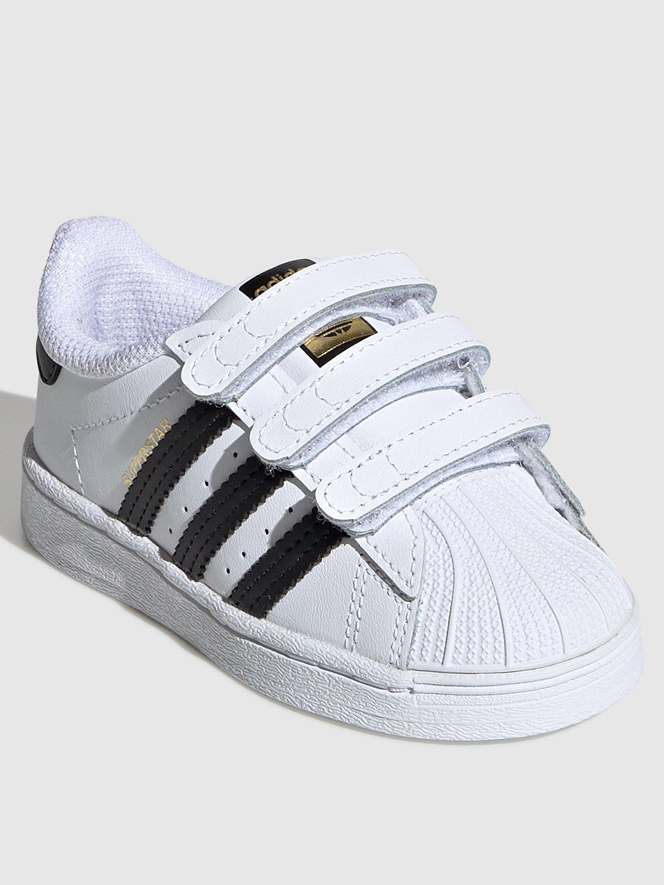 Adidas superstar 2025 trainers toddler