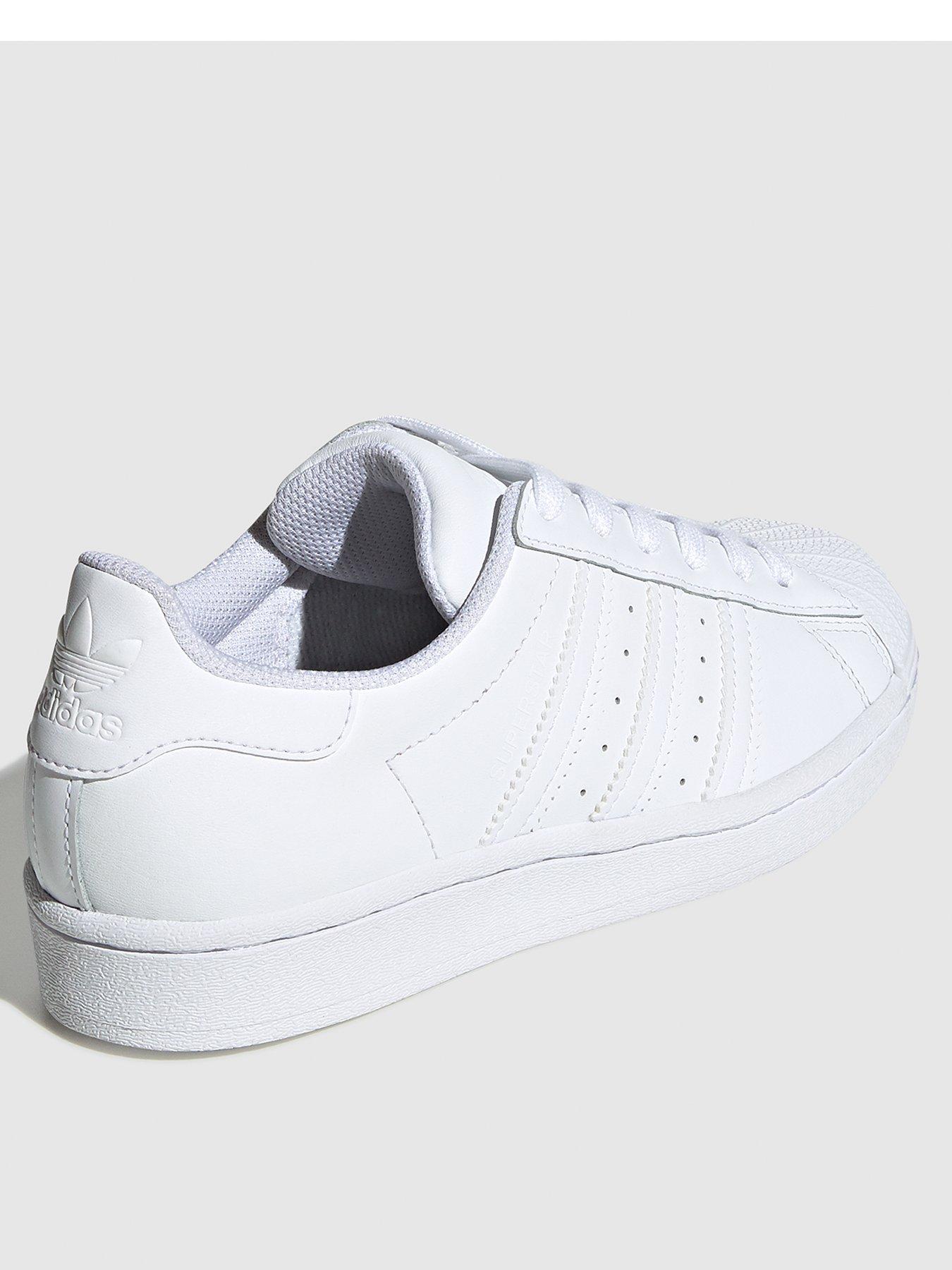 Adidas superstar outlet trainers junior sale