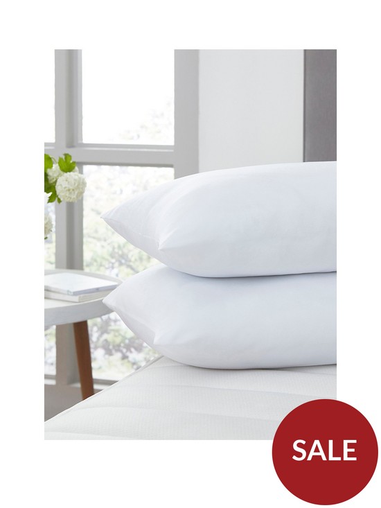 stillFront image of silentnight-stay-clean-pillow
