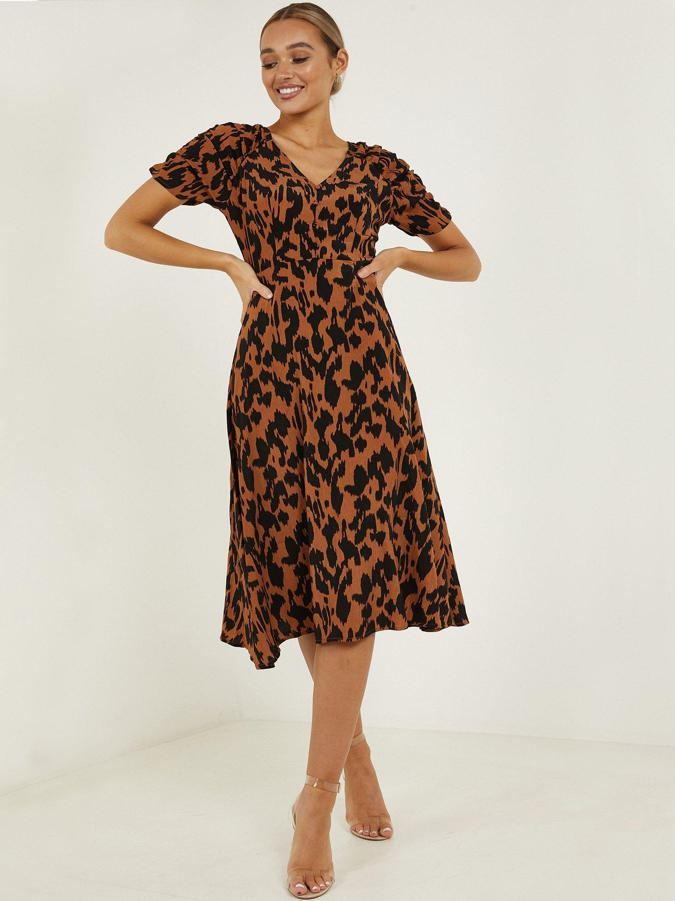 quiz tea dress