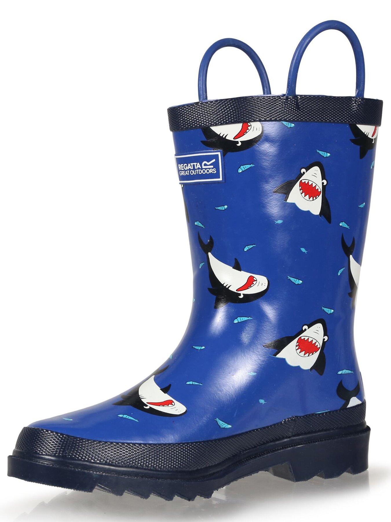  image of regatta-minnow-shark-print-junior-welly-blue