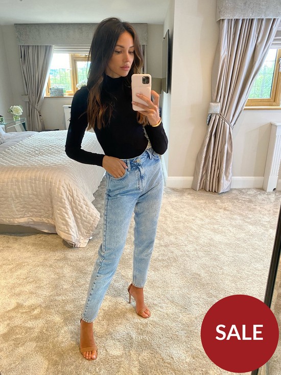 front image of michelle-keegan-classic-mom-jean-blue