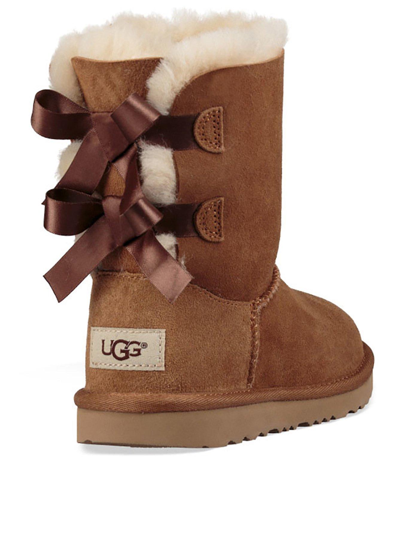 ugg boots w bows