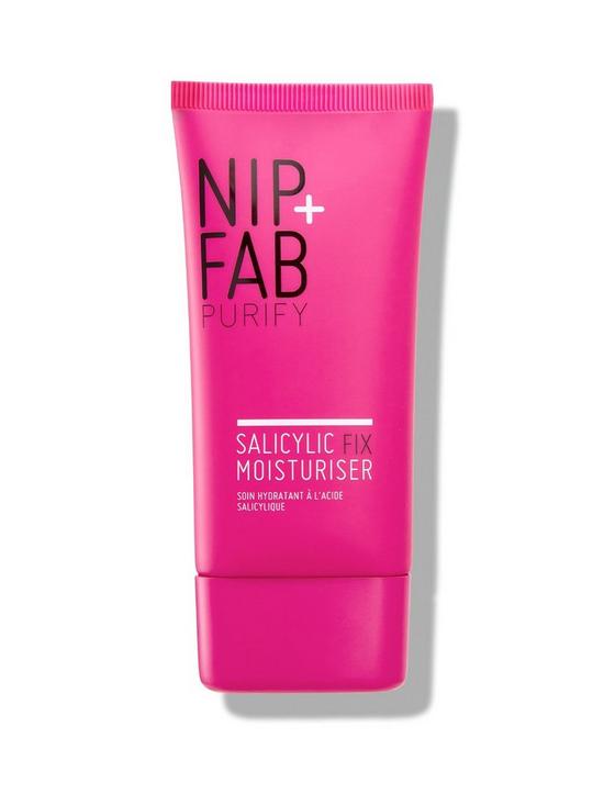 front image of nip-fab-salicylic-fix-moisturiser