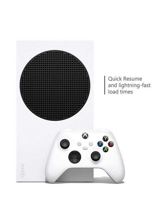 stillFront image of xbox-series-s-with-optional-extras