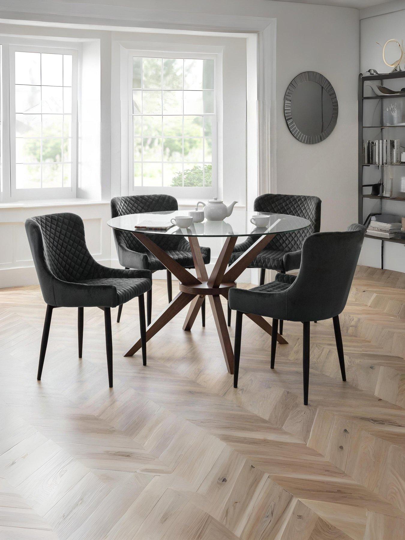 Julian Bowen Set Of Chelsea 120 cm Round Glass Top Dining Table + 4 Luxe Grey Chairs