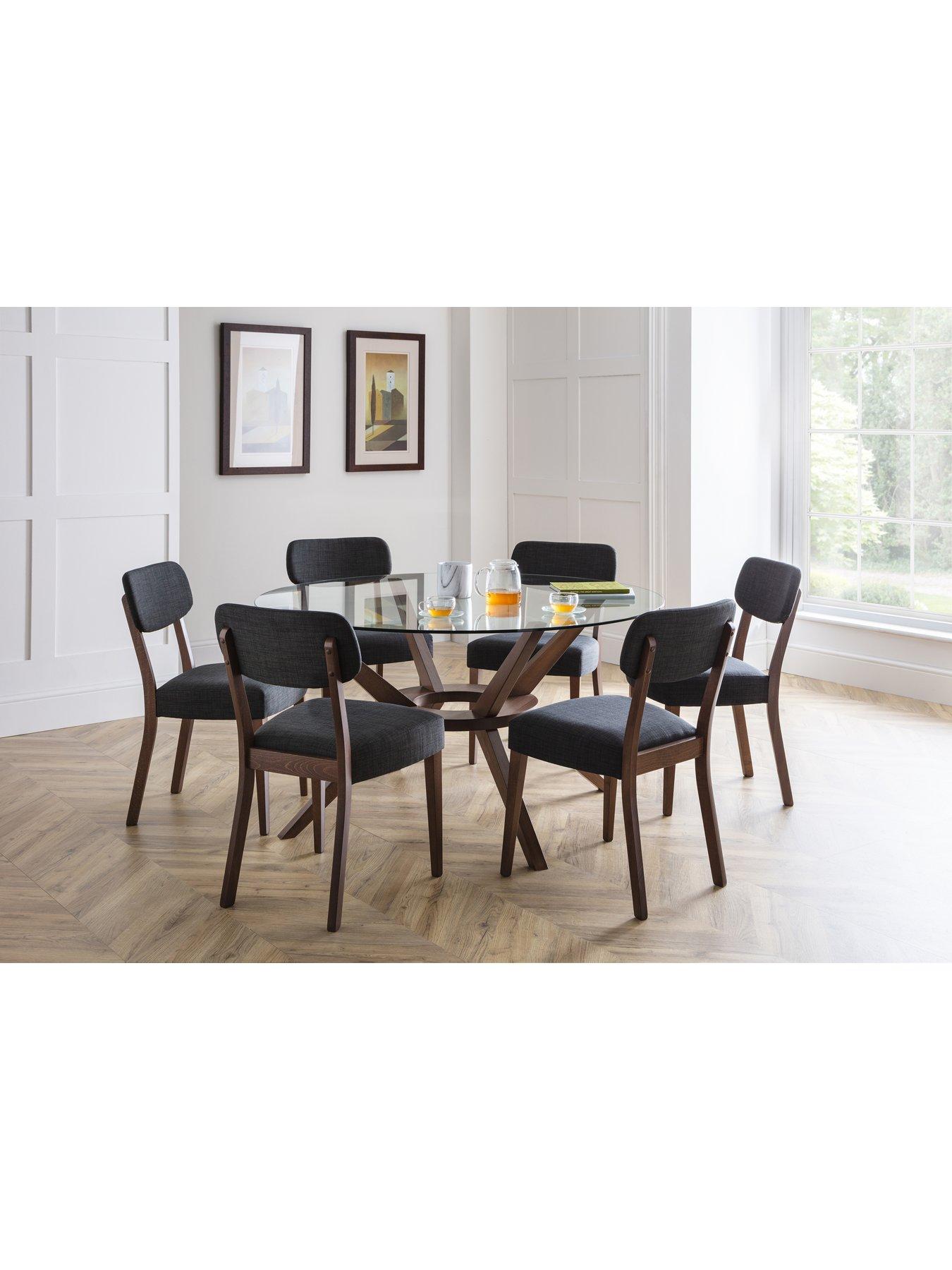 front image of julian-bowen-chelsea-large-140nbspcm-round-glass-topnbspdiningnbsptable