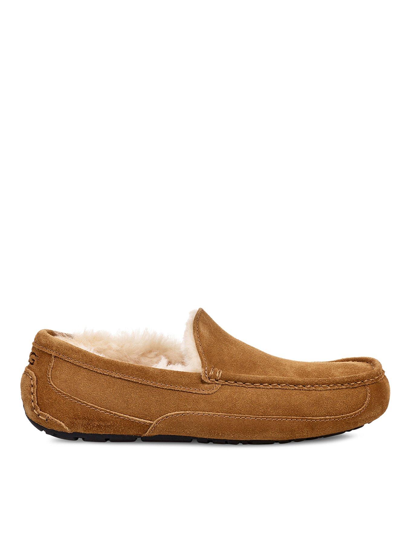 Image 3 of 5 of UGG Men's Ascot Slipper - Light Brown