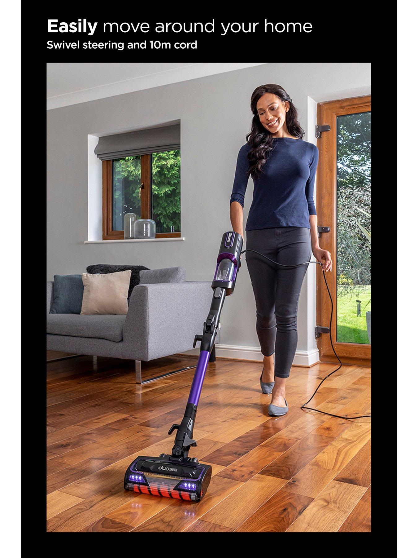 Image 3 of 7 of Shark Anti Hair Wrap Corded&nbsp;Vacuum Cleaner with Flexology HZ500UK