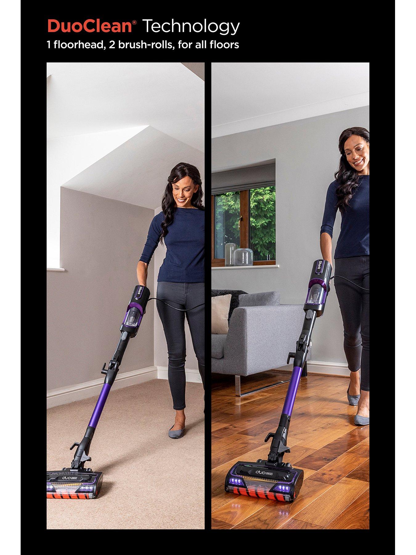Image 4 of 7 of Shark Anti Hair Wrap Corded&nbsp;Vacuum Cleaner with Flexology HZ500UK