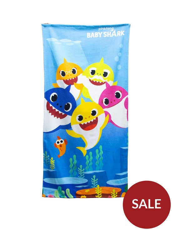 front image of baby-shark-underwater-towel