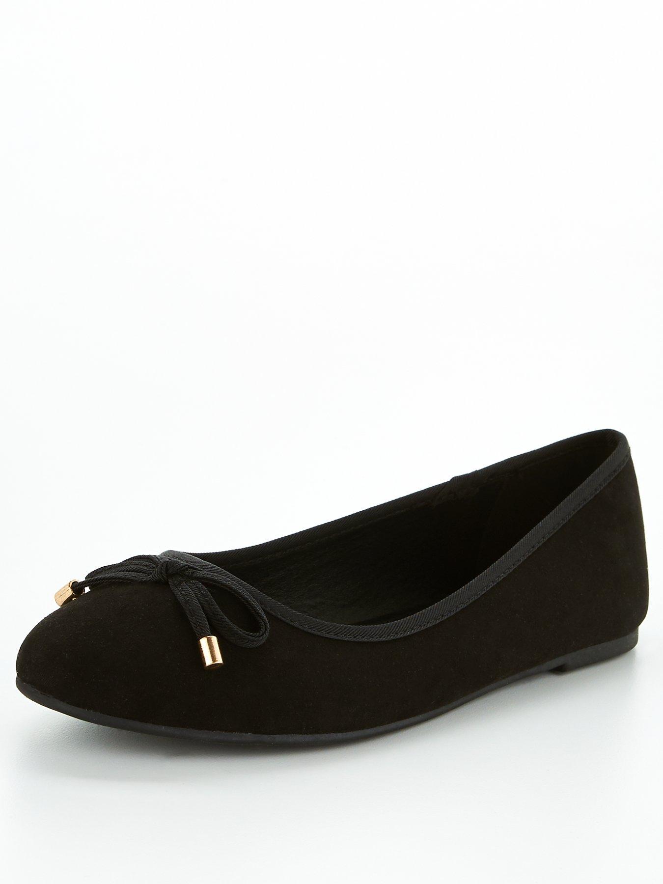 wide flat shoes