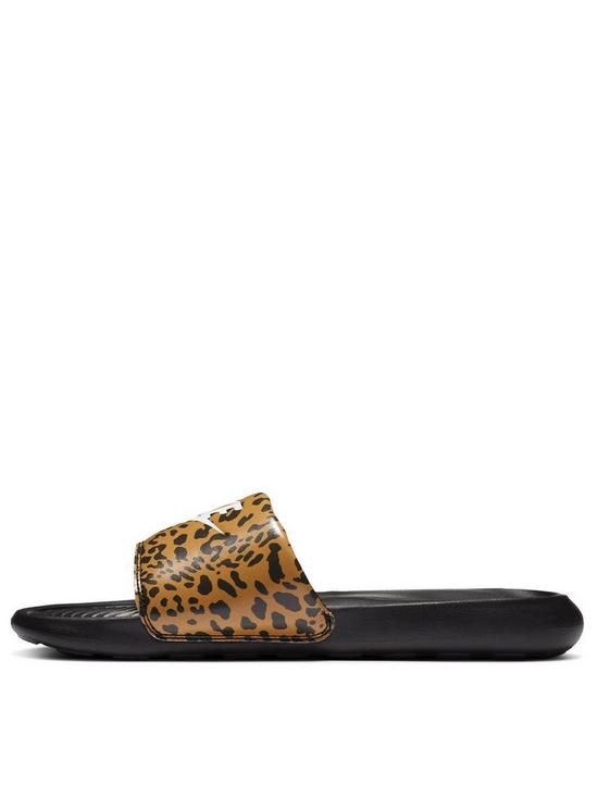 front image of nike-victori-one-leopard-print