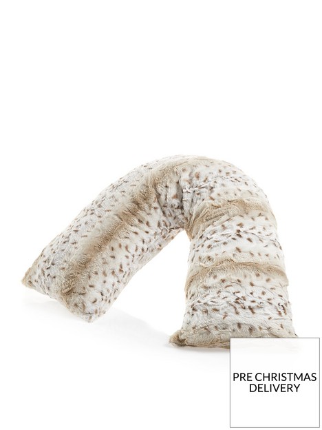 downland-everyday-snow-leopard-printnbspv-shaped-faux-fur-pillow
