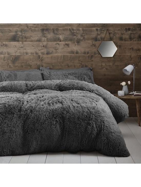 front image of catherine-lansfield-cuddly-faux-furnbspduvet-cover-set-charcoal