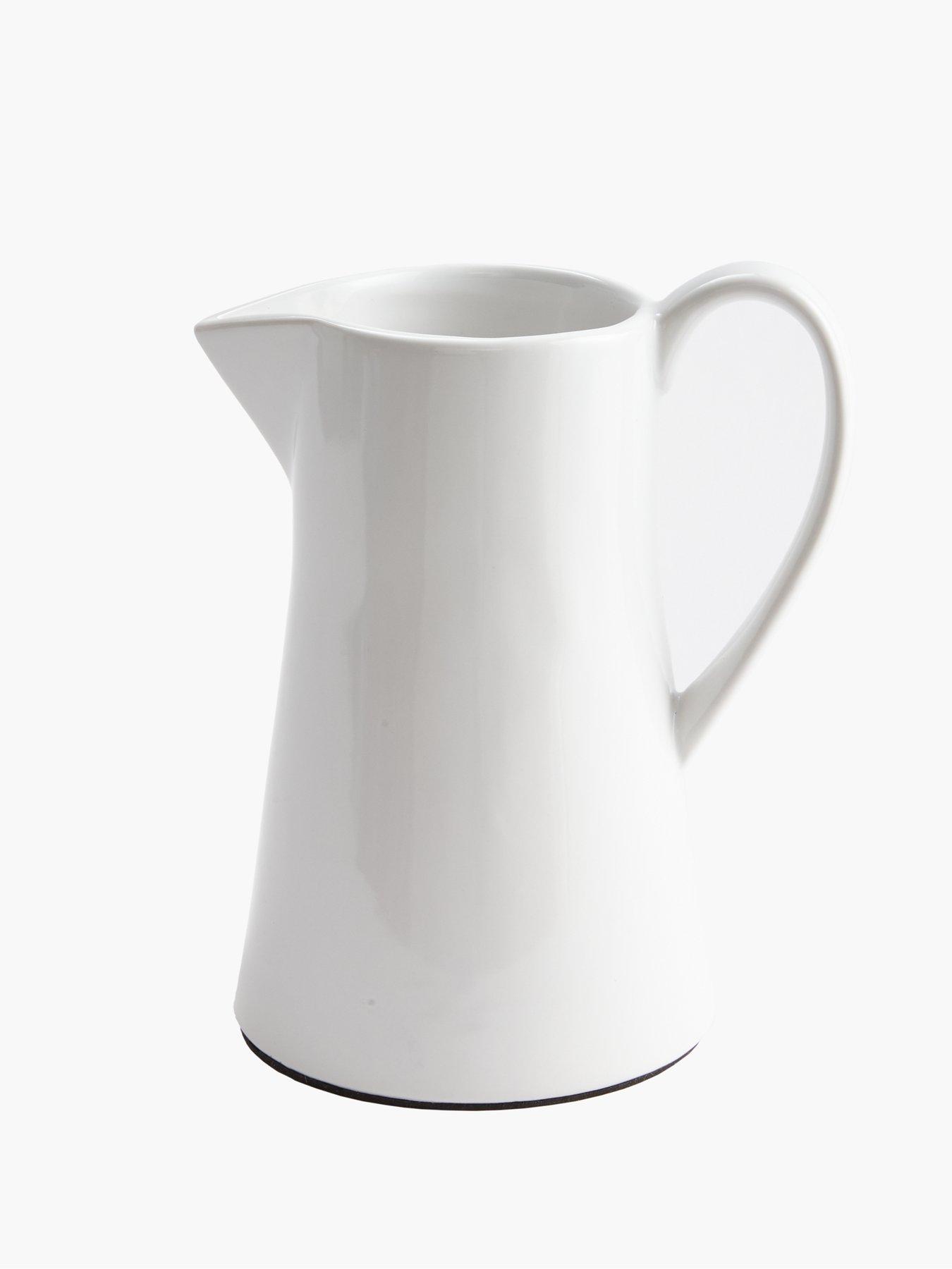 stillFront image of very-home-ceramic-jug-vase