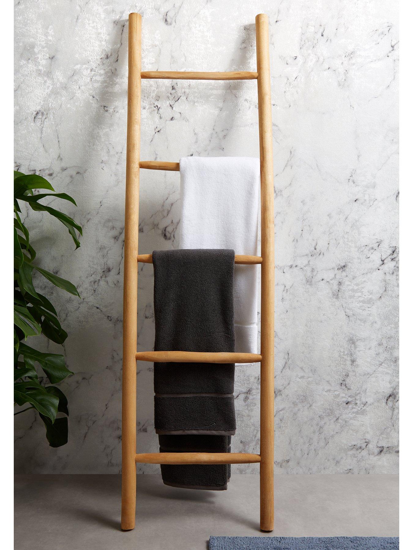 Image 4 of 7 of Panda London Panda Bamboo Bath Towel