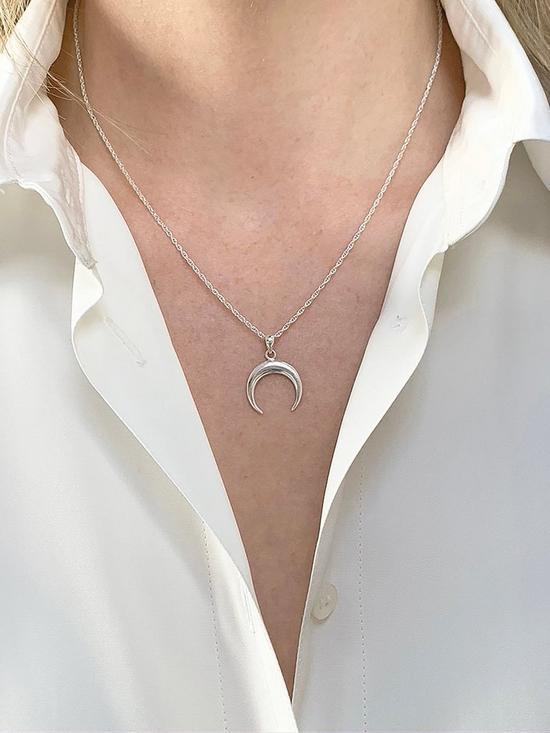 stillFront image of the-love-silver-collection-sterling-silver-tusk-pendant-necklace