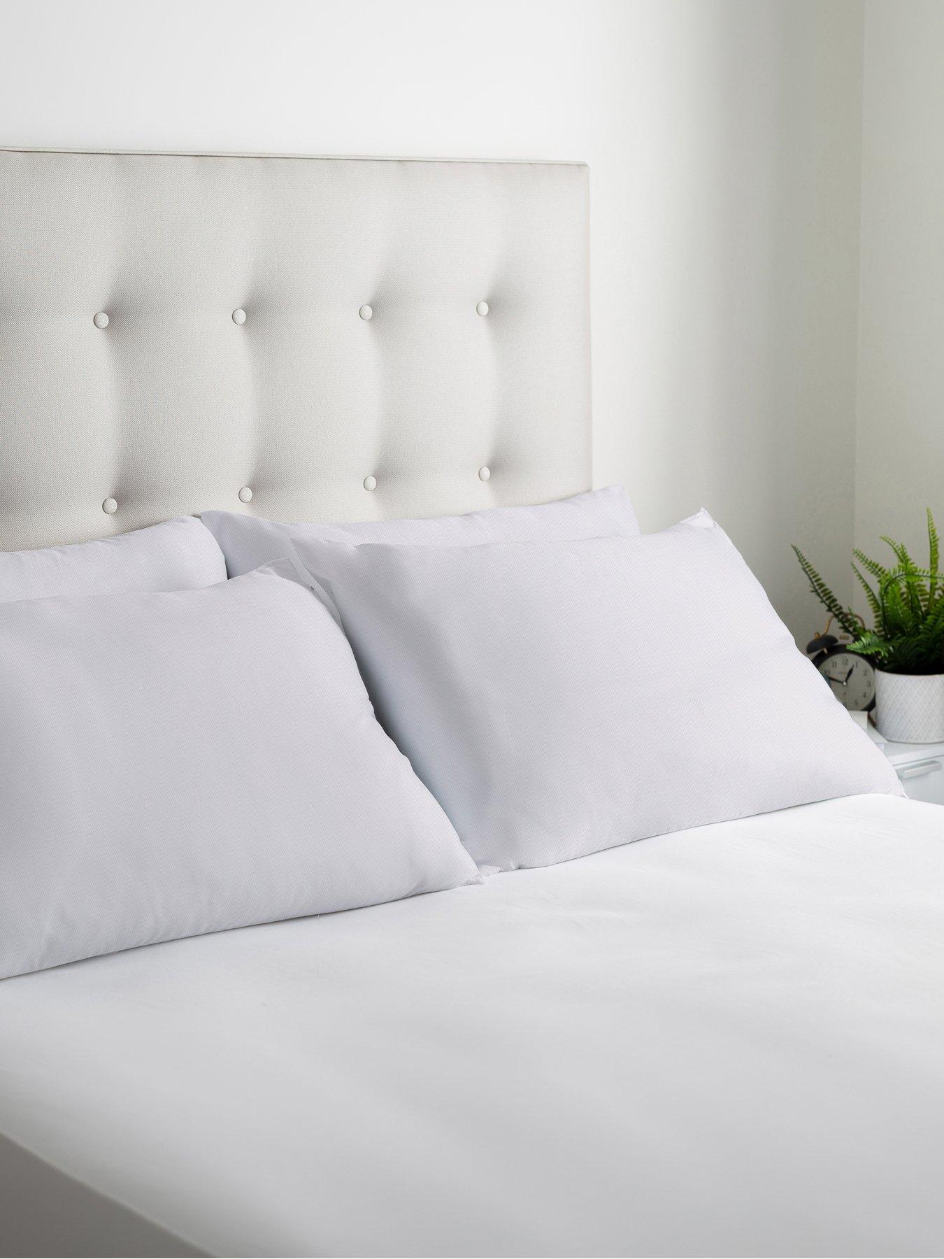 The Very Collection Essentials Pack of 4 Pillows - White
