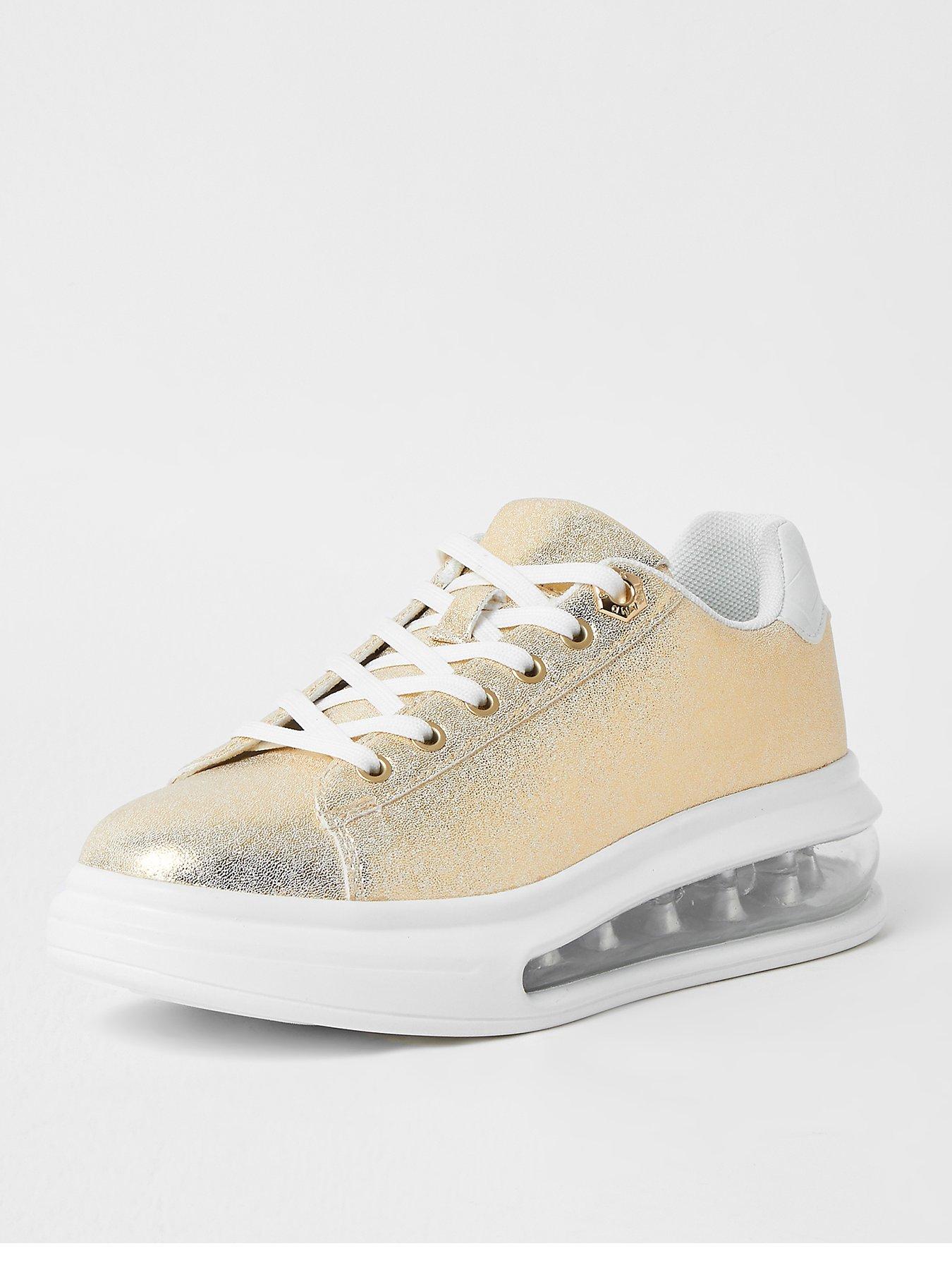 very river island trainers
