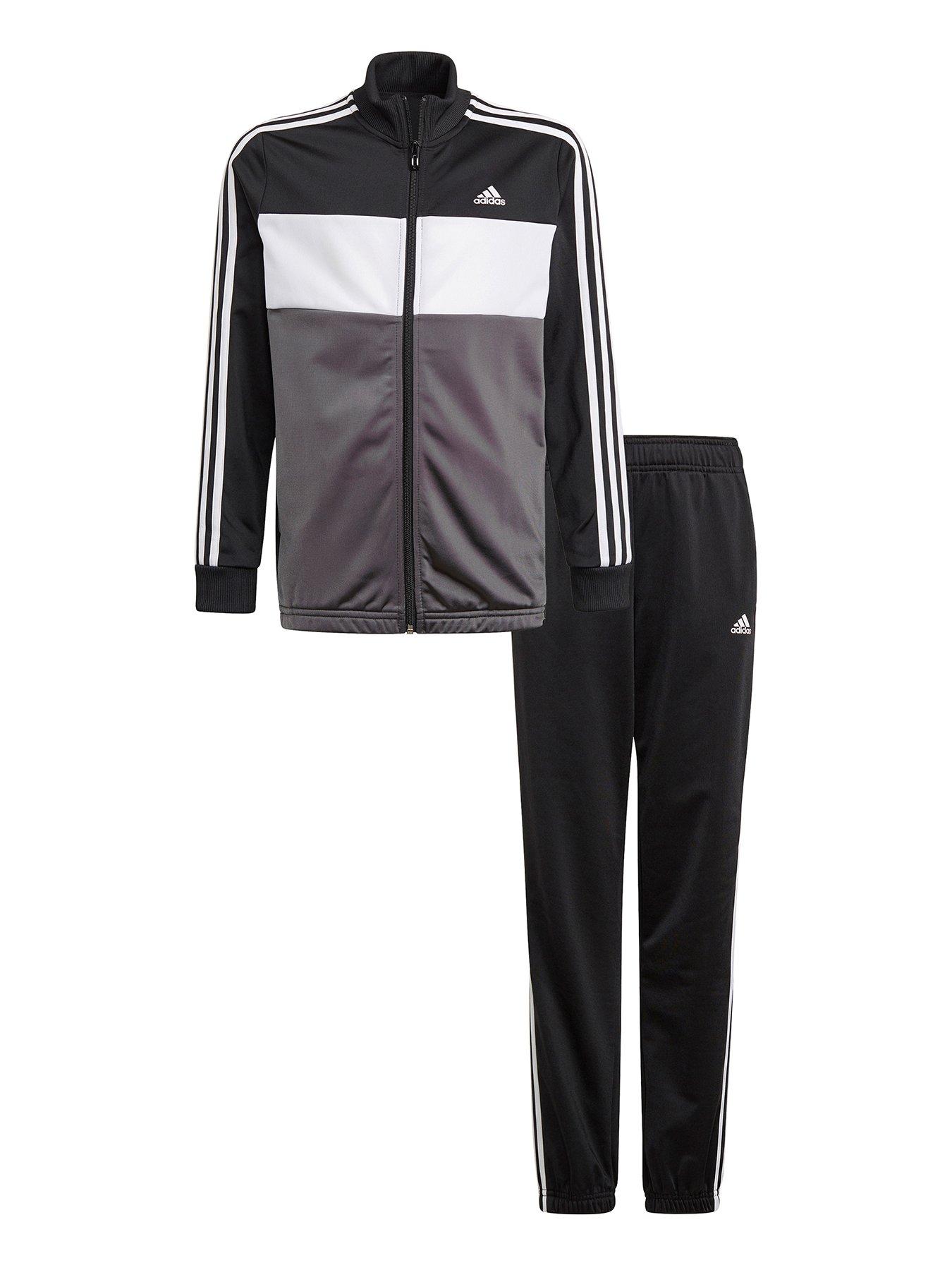 5 year old adidas tracksuit