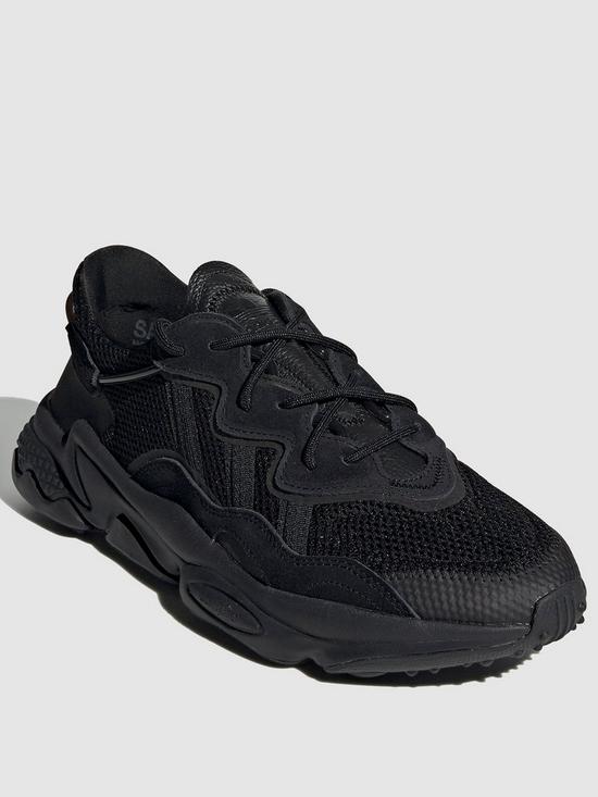 front image of adidas-originals-ozweego-trainers-black