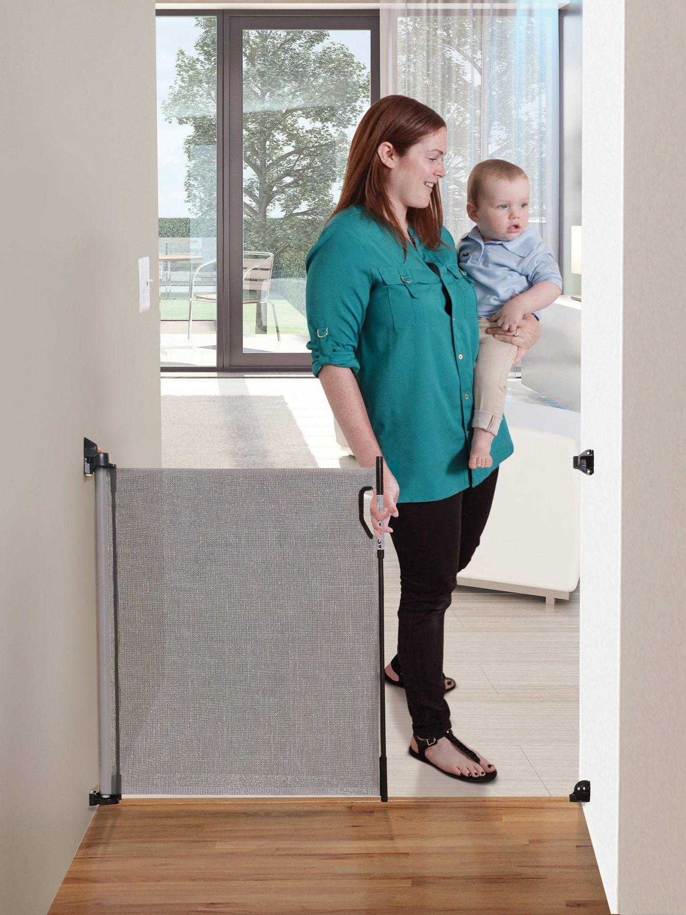 Image 2 of 5 of Dreambaby Retractable Relocatable Gate (Fits Gaps 0-140cm) - Grey/Mesh