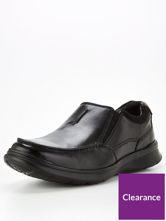 front image of clarks-wide-fitnbspcotrell-free-leather-shoes-black