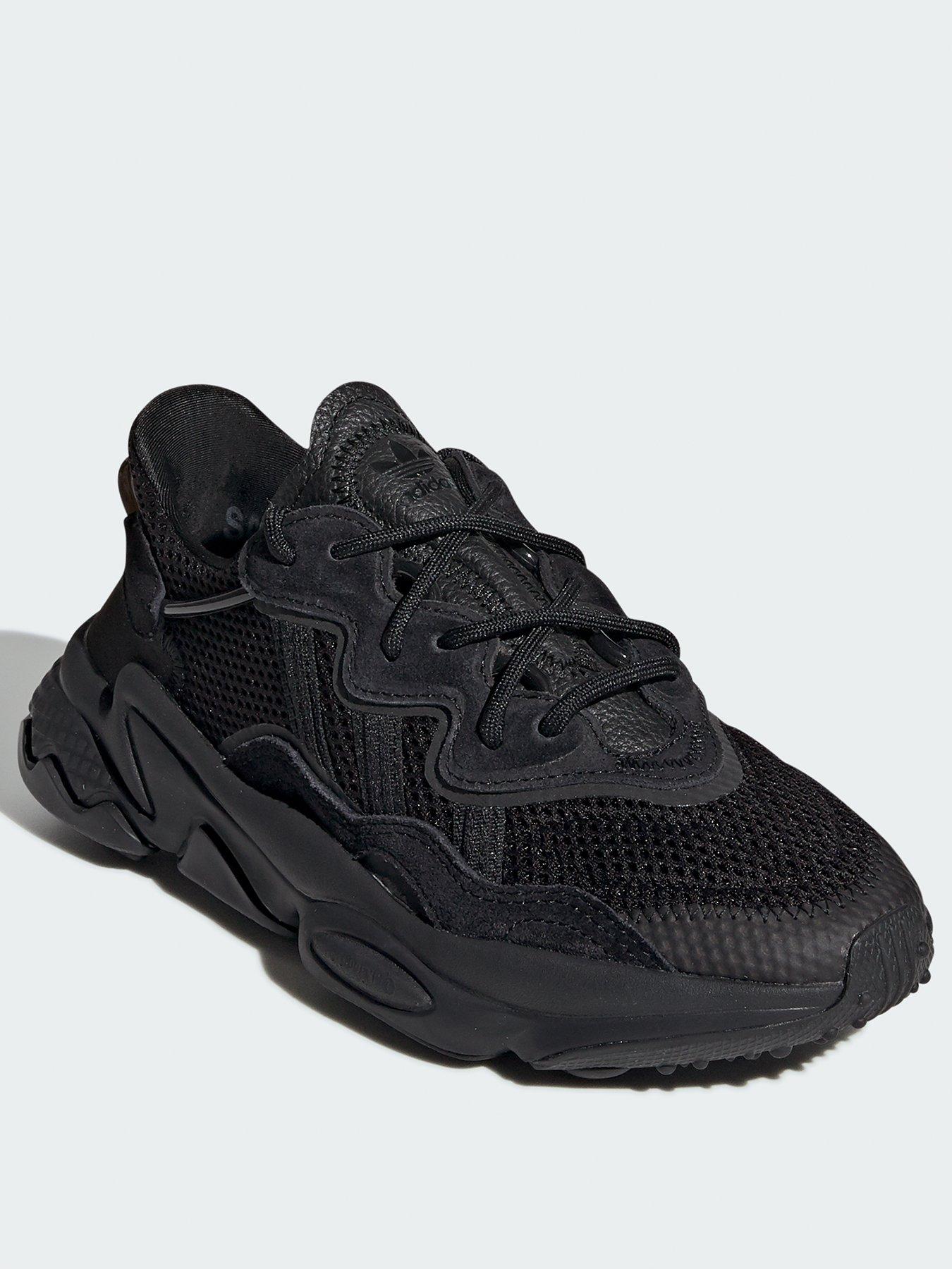 All black sales childrens trainers