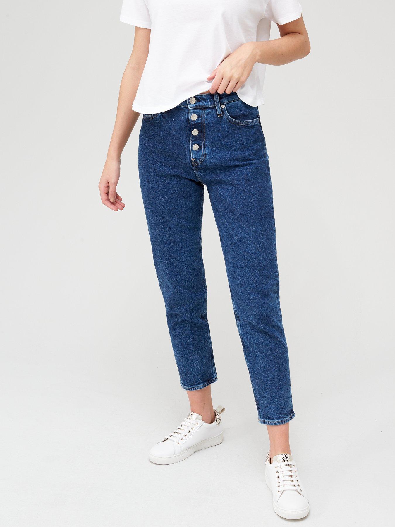 exposed button mom jeans