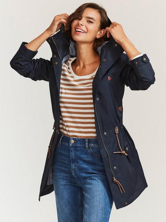 front image of fatface-taylor-jacket-navy