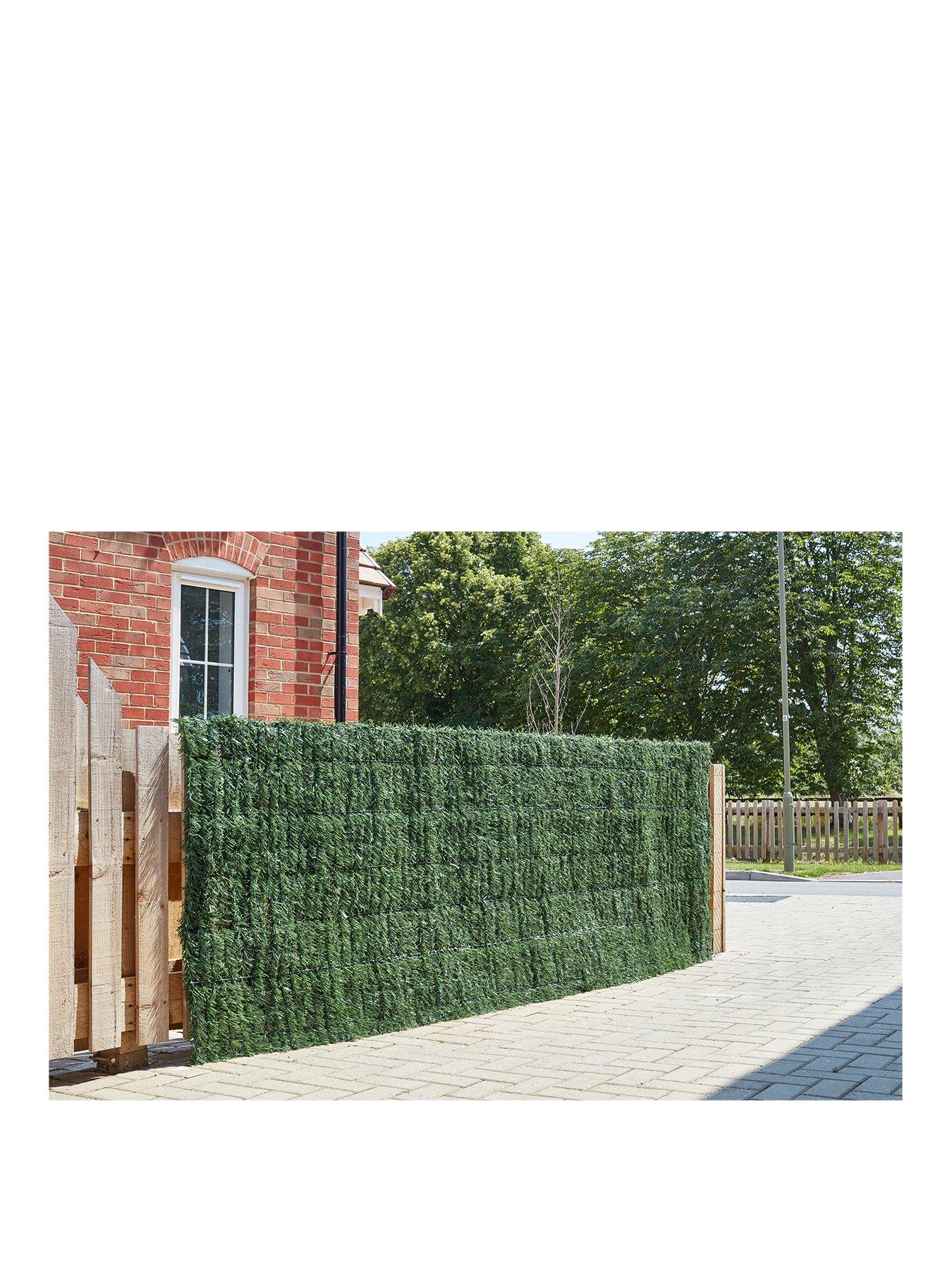 front image of smart-garden-faux-grass-screening-roll-100-x-300cm