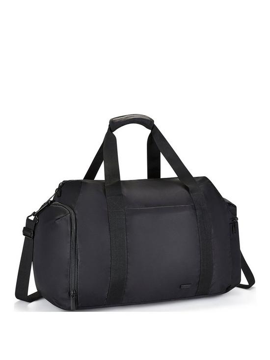 front image of rock-luggage-district-medium-carry-on-holdall-black