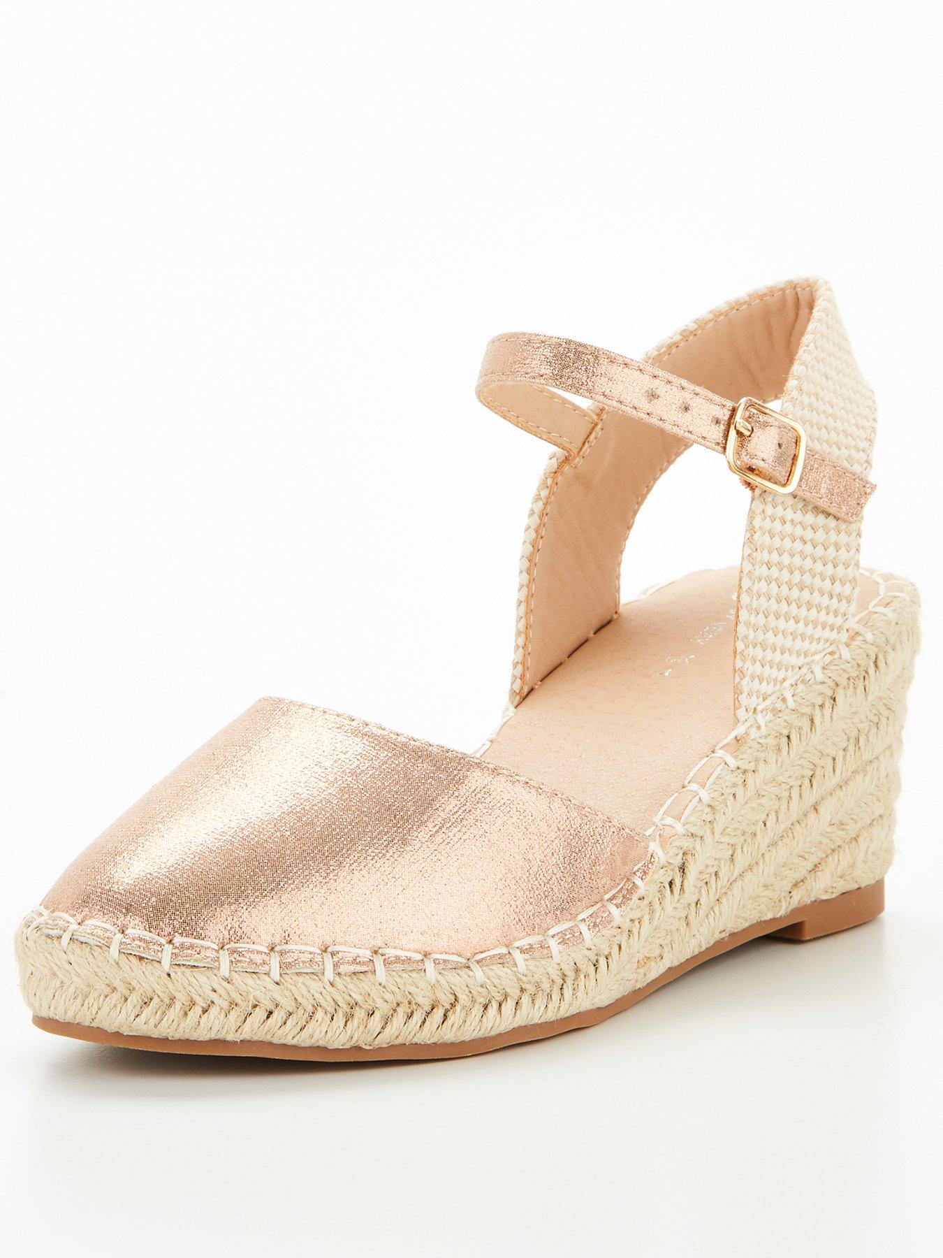 low heel closed toe espadrilles