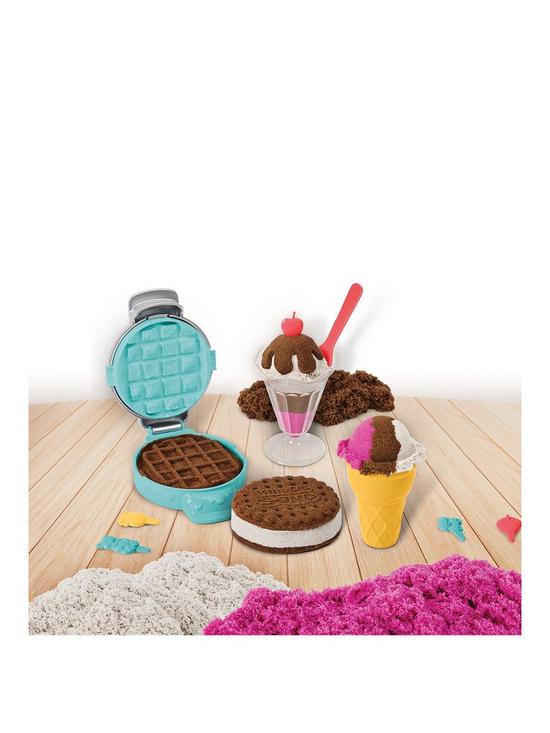 front image of kinetic-sand-icecream-treats