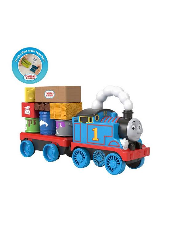 stillFront image of thomas-friends-wobble-cargo-stacker-train
