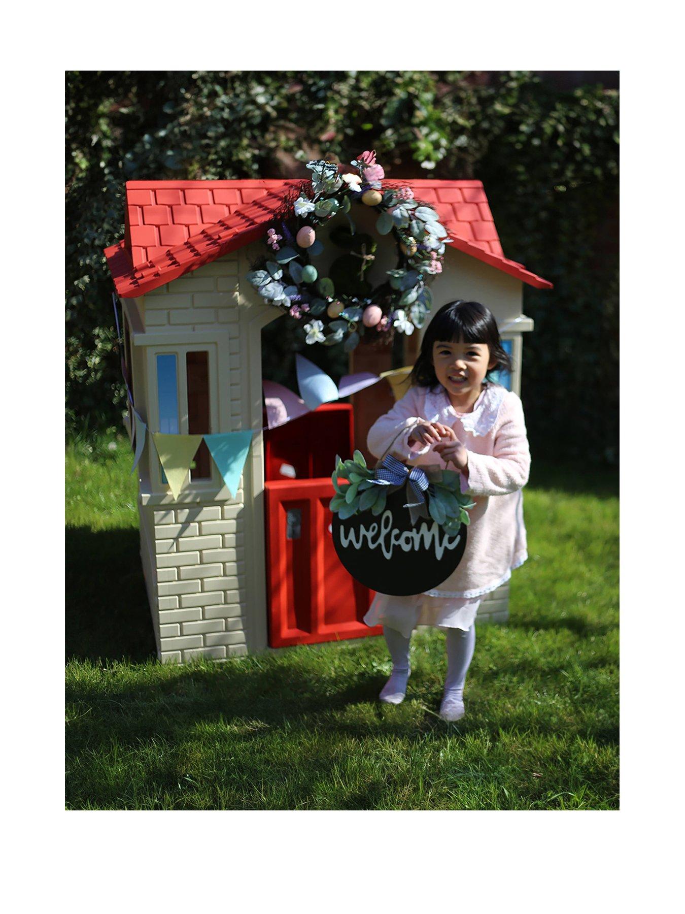 undefined Cape Cottage (Tan and Red)