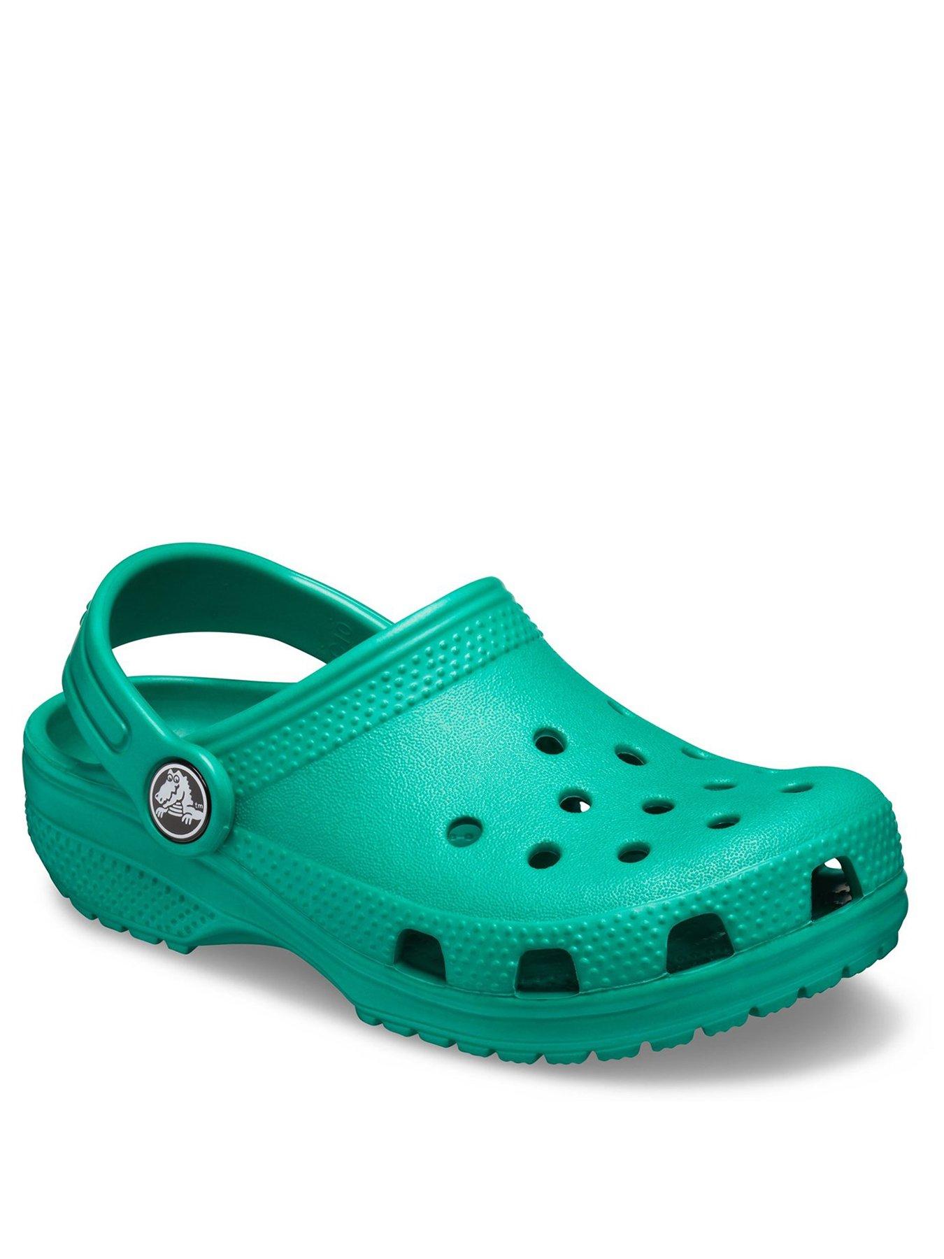 crocs size 3