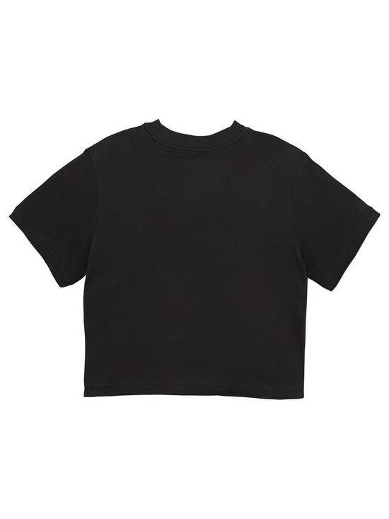 back image of nike-girls-nswnbspessential-short-sleeve-boxy-t-shirt-blackwhite