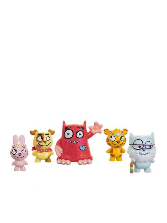 front image of love-monster-and-fluffytown-friends-figurine-set