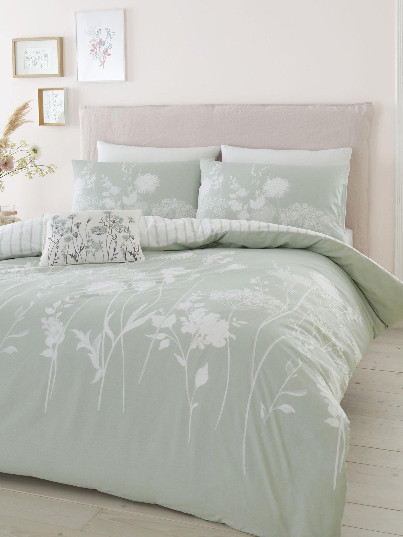 Catherine Lansfield Meadowsweet Floral Duvet Cover Set - Green