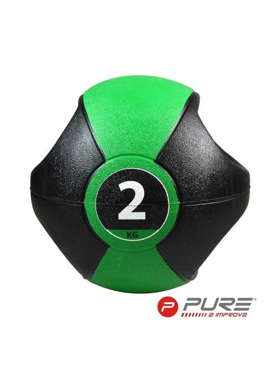 stillFront image of pure2improve-deluxe-medicine-ball-with-handles-2kg