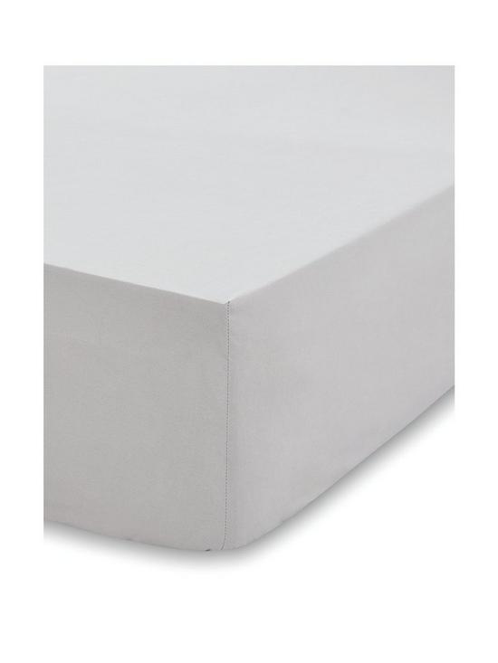 stillFront image of bianca-fine-linens-organic-cotton-200-thread-count-percale-fitted-sheet-in-silver