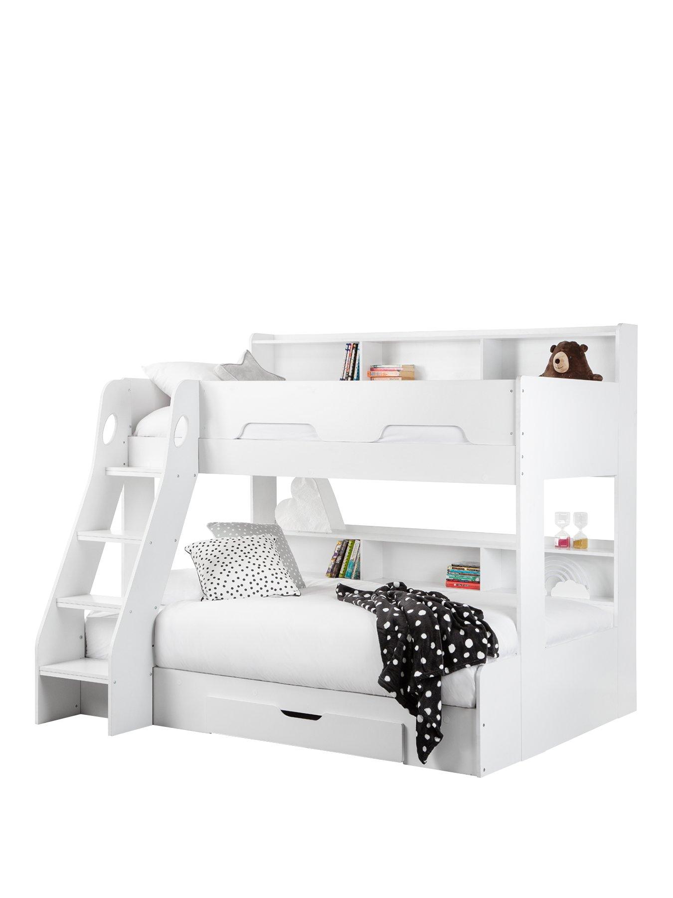 stillFront image of julian-bowen-riley-triple-sleeper-white