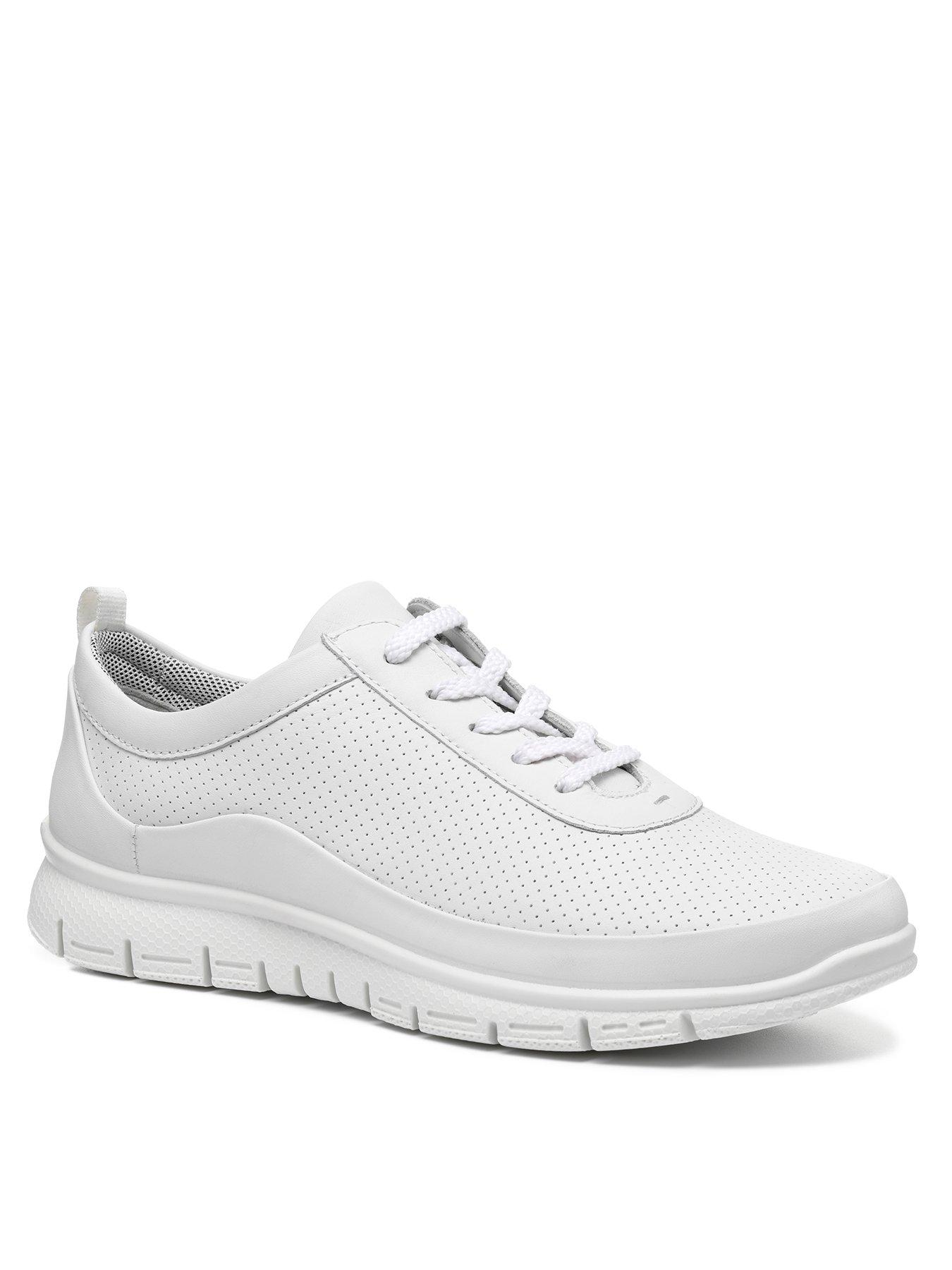 hotters trainers