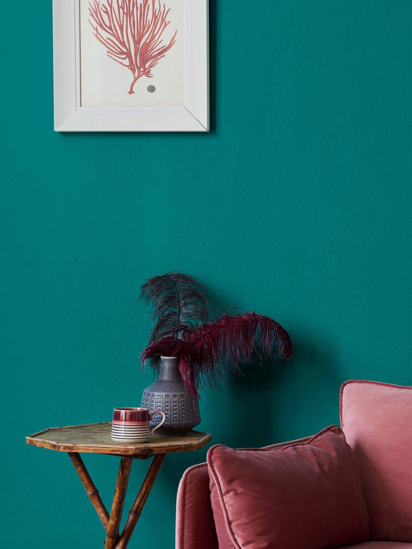 Image 1 of 5 of Rust-Oleum Chalky Finish 2.5-litre Wall Paint &ndash; Peacock Suit