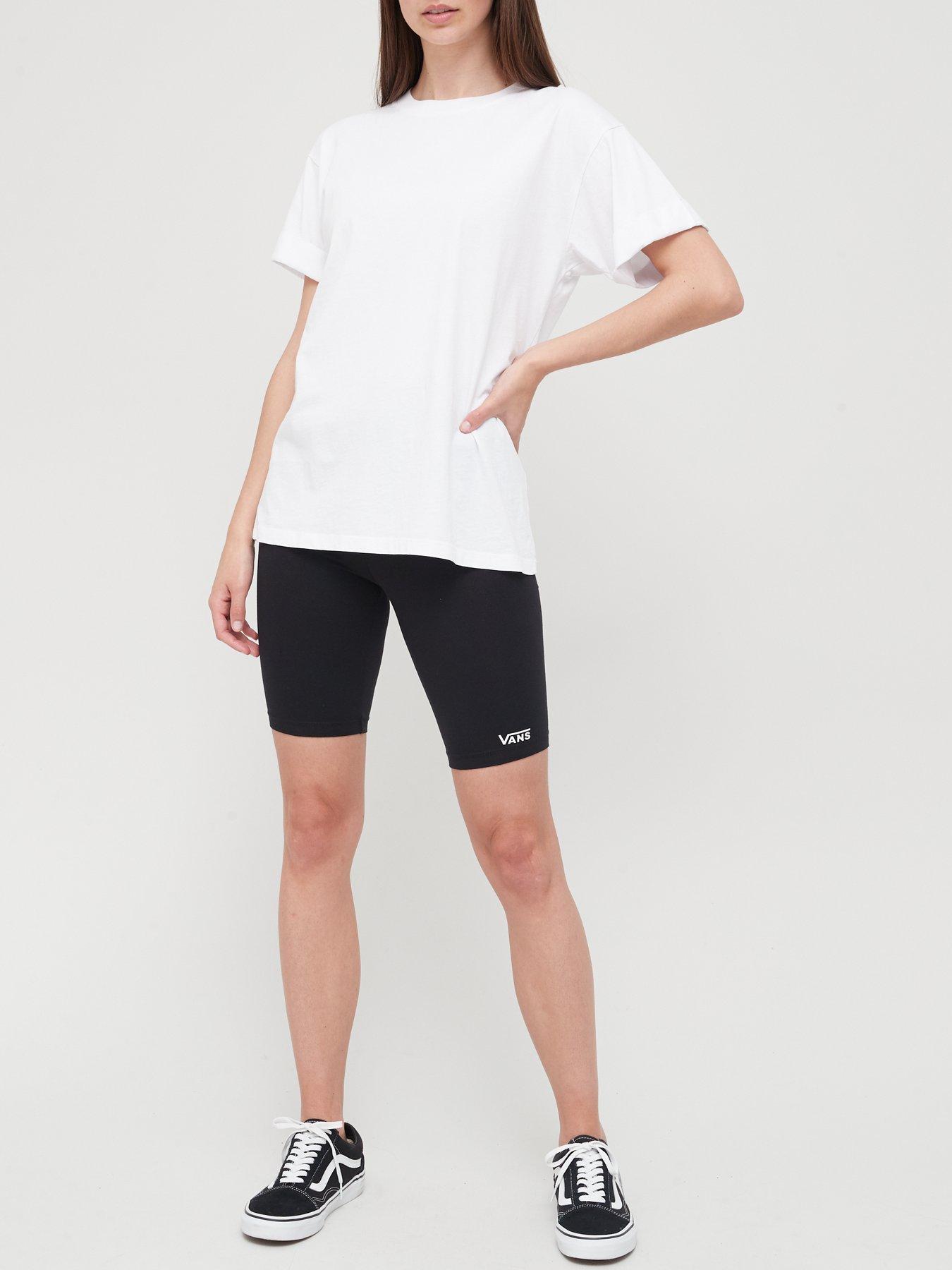 Flying V Legging Shorts, Black