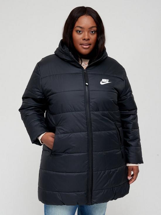 front image of nike-nsw-classic-hooded-parka-curve-black