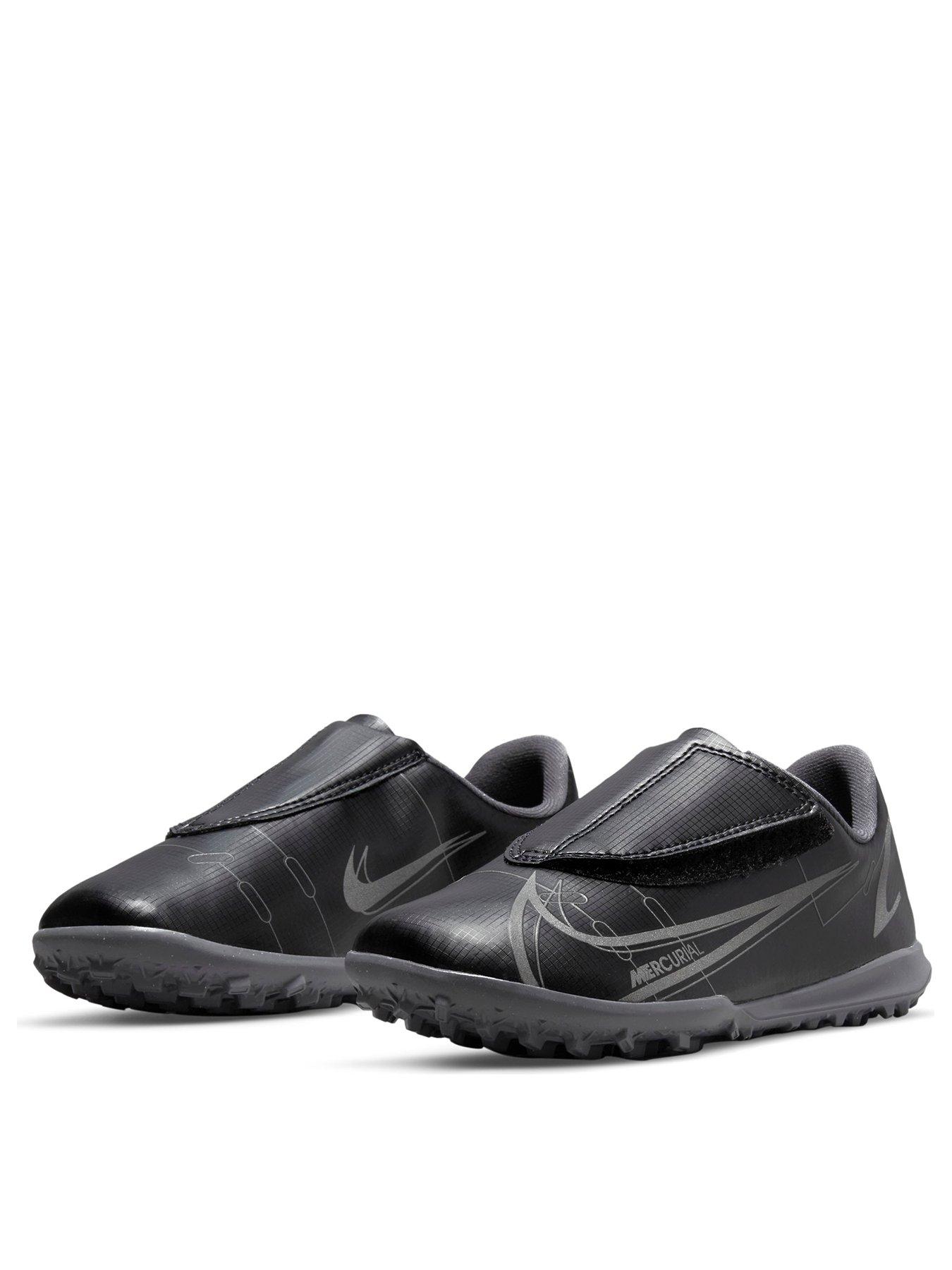 astro trainers size 3